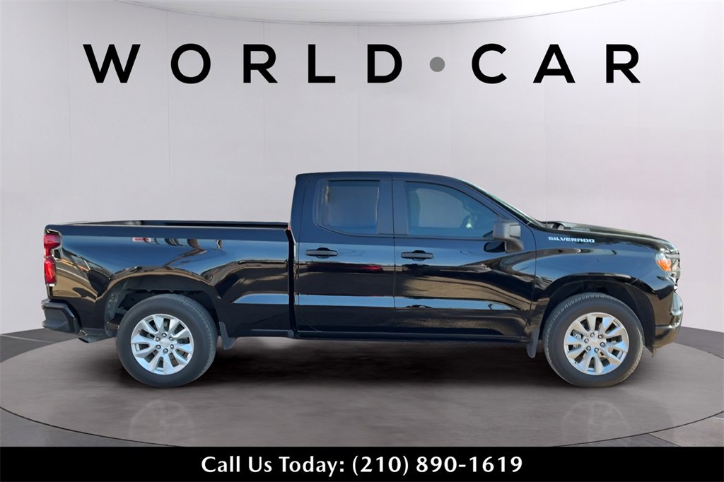 Used 2024 Chevrolet Silverado 1500 Custom image 17