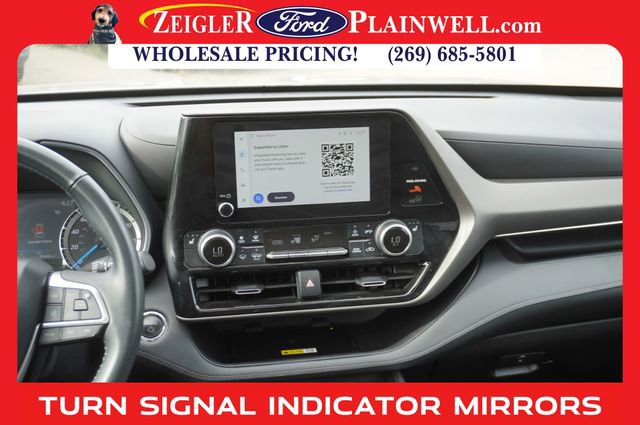 Used 2023 Toyota Highlander XLE image 17
