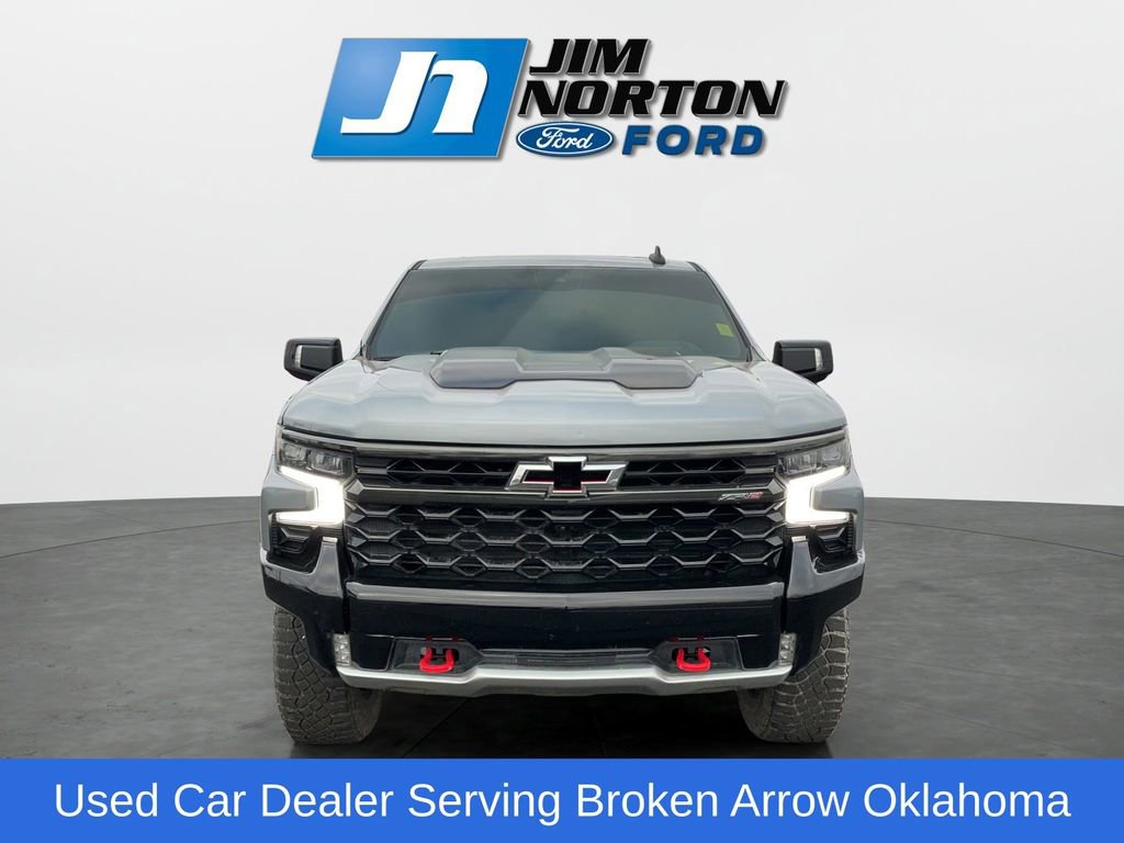 Used 2023 Chevrolet Silverado 1500 ZR2 w/ Technology Package image 9