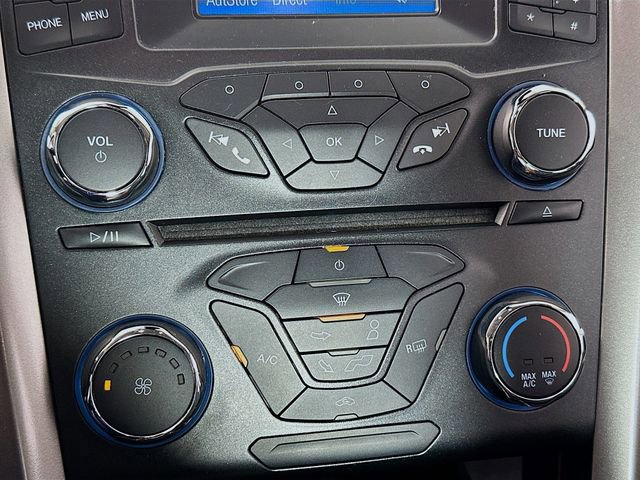 Used 2017 Ford Fusion SE FWD image 14
