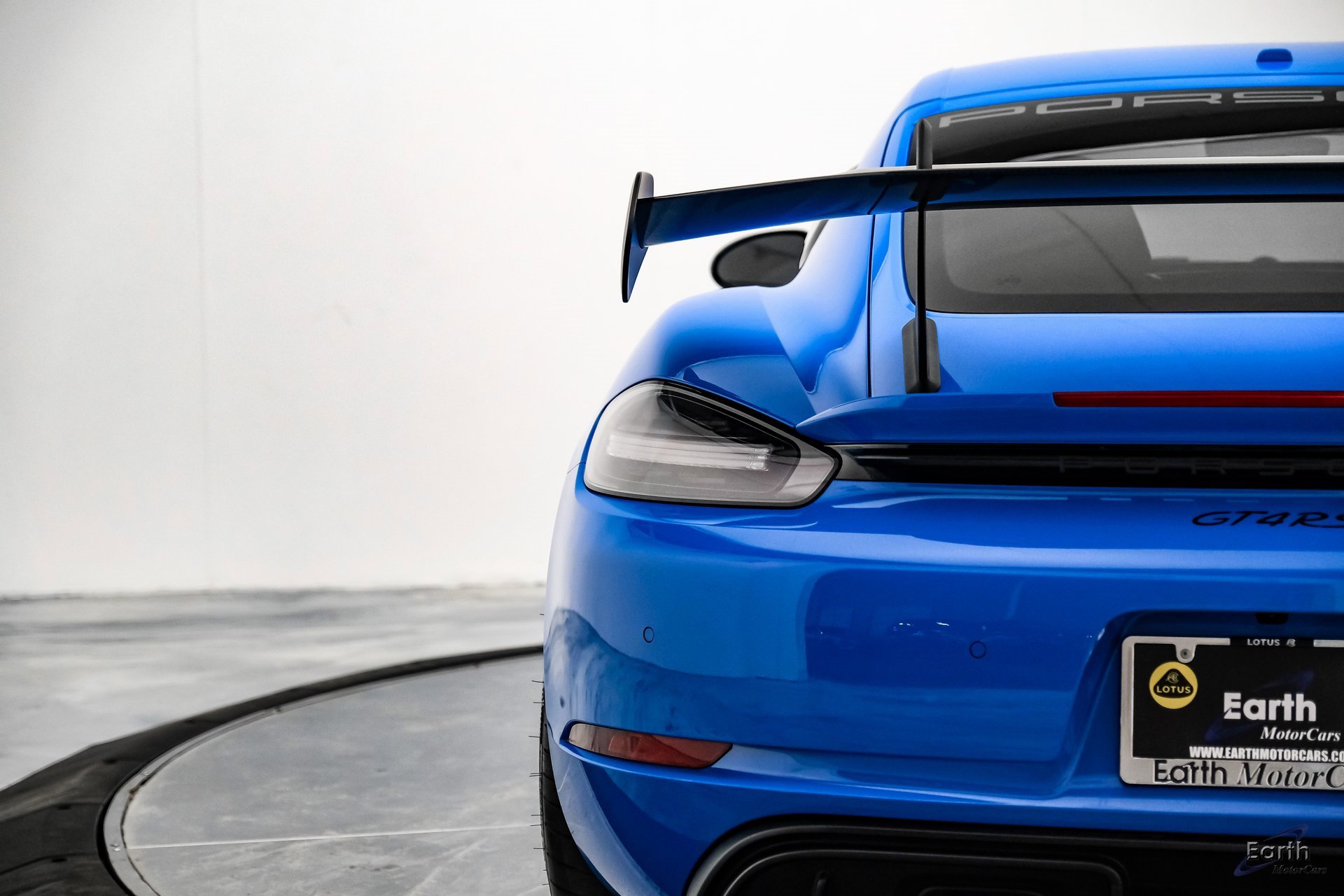 Used 2024 Porsche 718 Cayman GT4 RS image 12