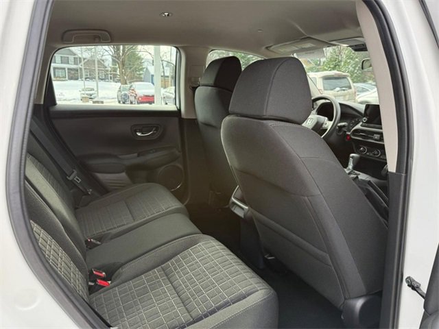 Certified 2025 Honda HR-V LX image 10