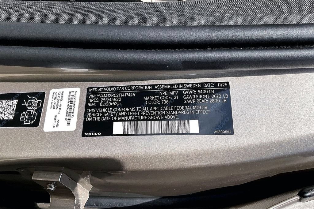 Certified 2026 Volvo XC60 B5 Plus AWD/4WD image 45