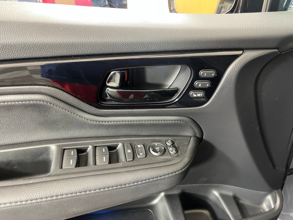 Certified 2025 Honda Odyssey Elite image 28