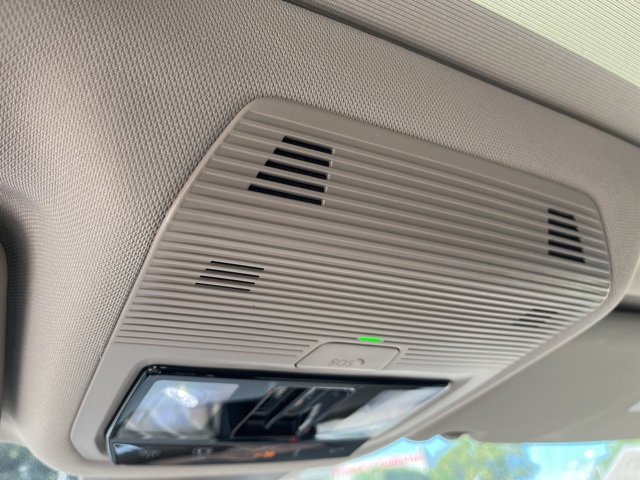 New 2026 Volkswagen Atlas SEL Premium R-Line image 24