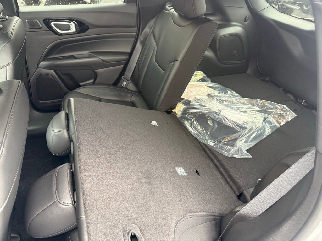 New 2026 Jeep Compass Limited image 35