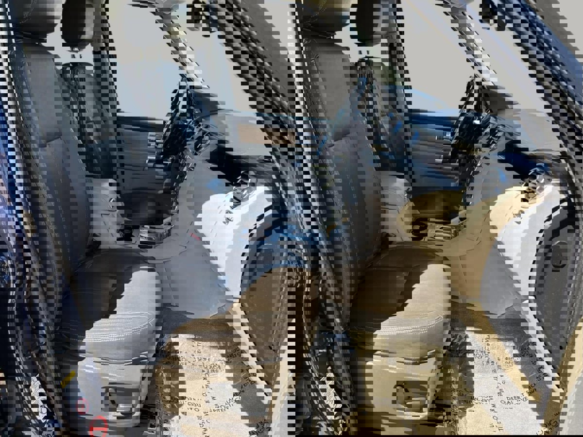 Used 2014 Land Rover LR4 HSE LUX image 28