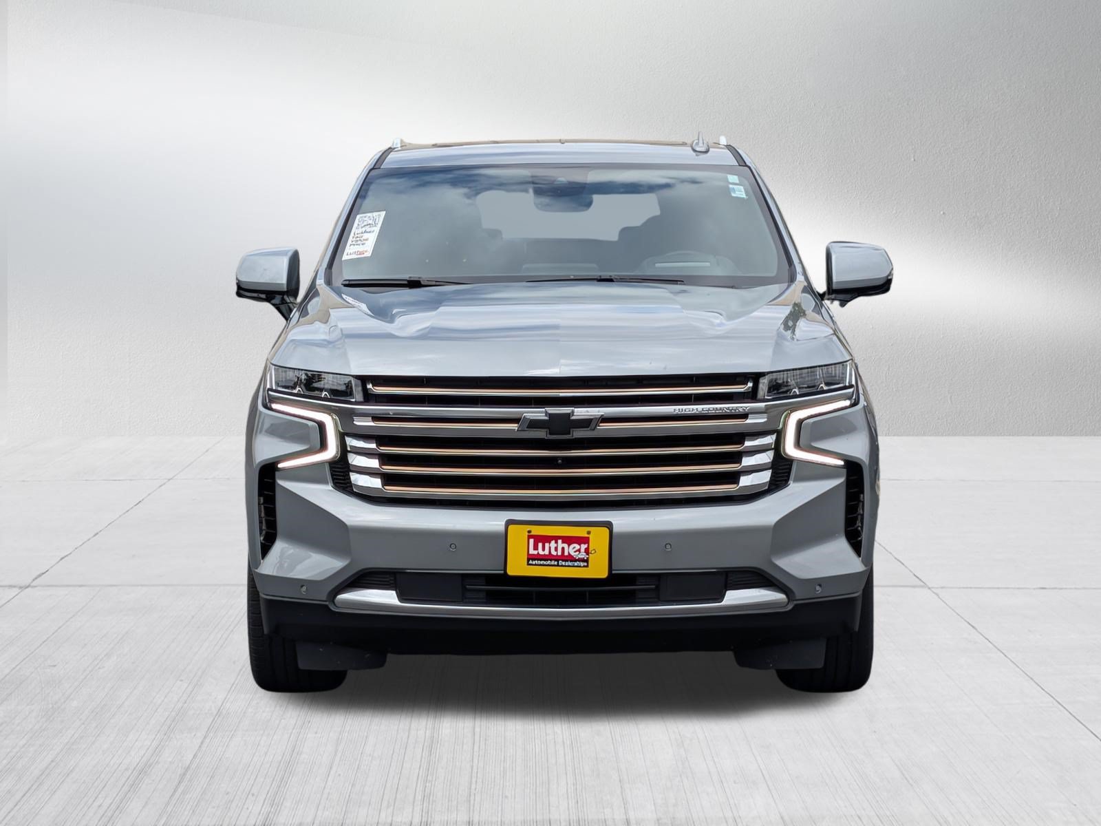 Used 2023 Chevrolet Suburban High Country w/ LPO, Illumination Package AWD/4WD video 2