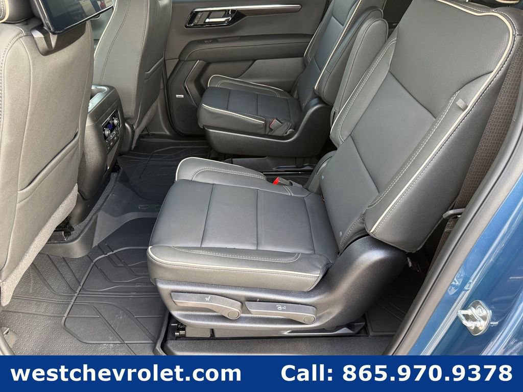 New 2026 Chevrolet Suburban Premier image 11
