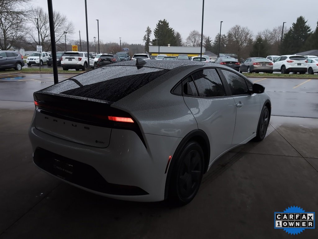 Used 2025 Toyota Prius LE image 5