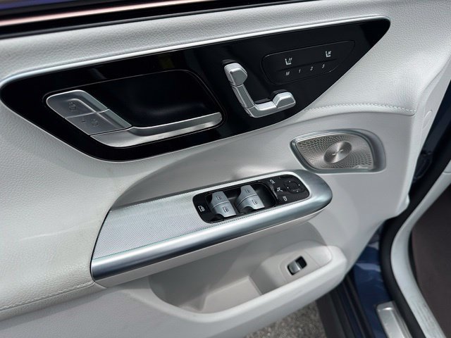 Used 2023 Mercedes-Benz EQE 350+ 4MATIC SUV w/ Exclusive Trim Package image 19