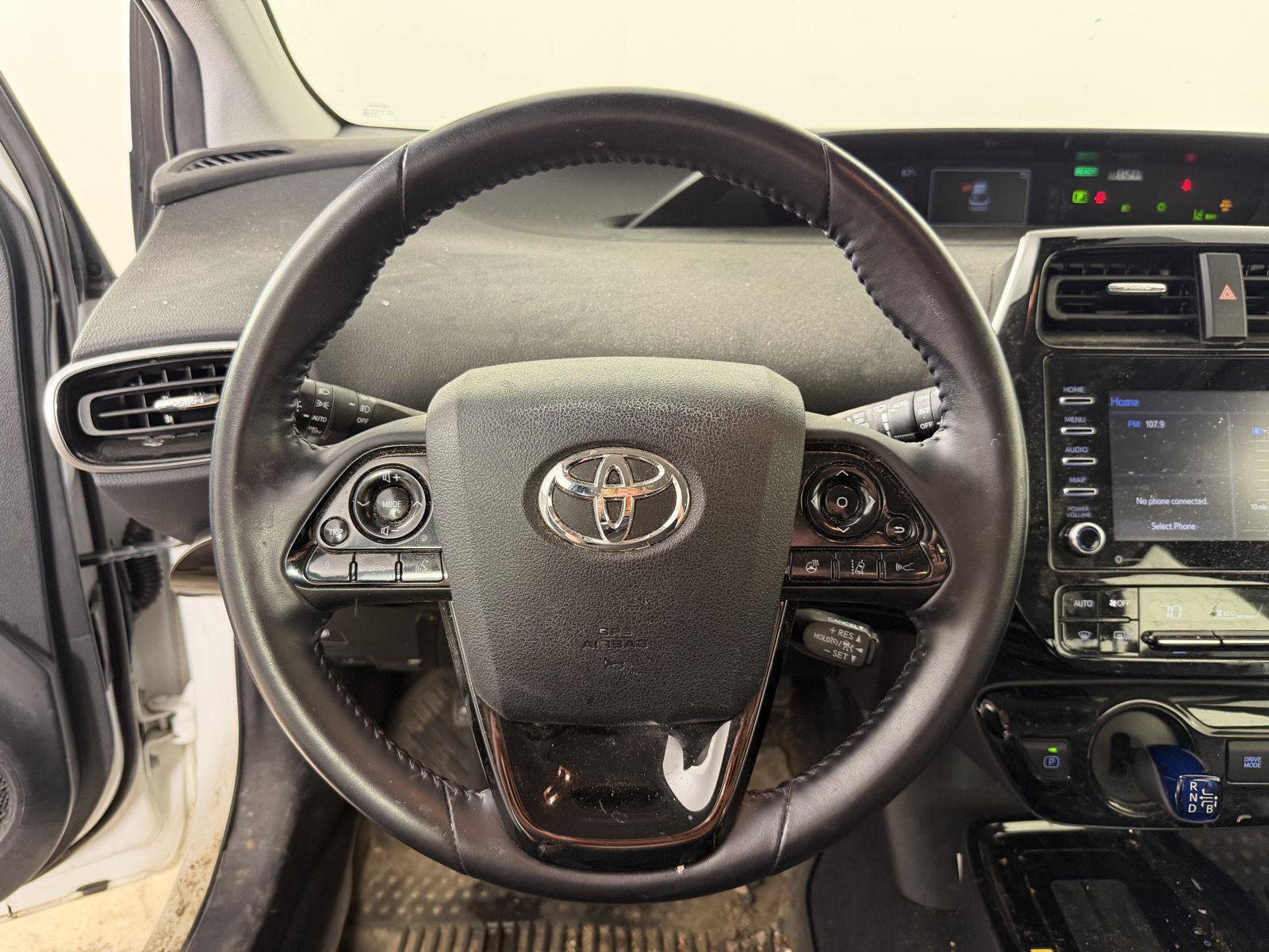 Used 2022 Toyota Prius AWD image 4