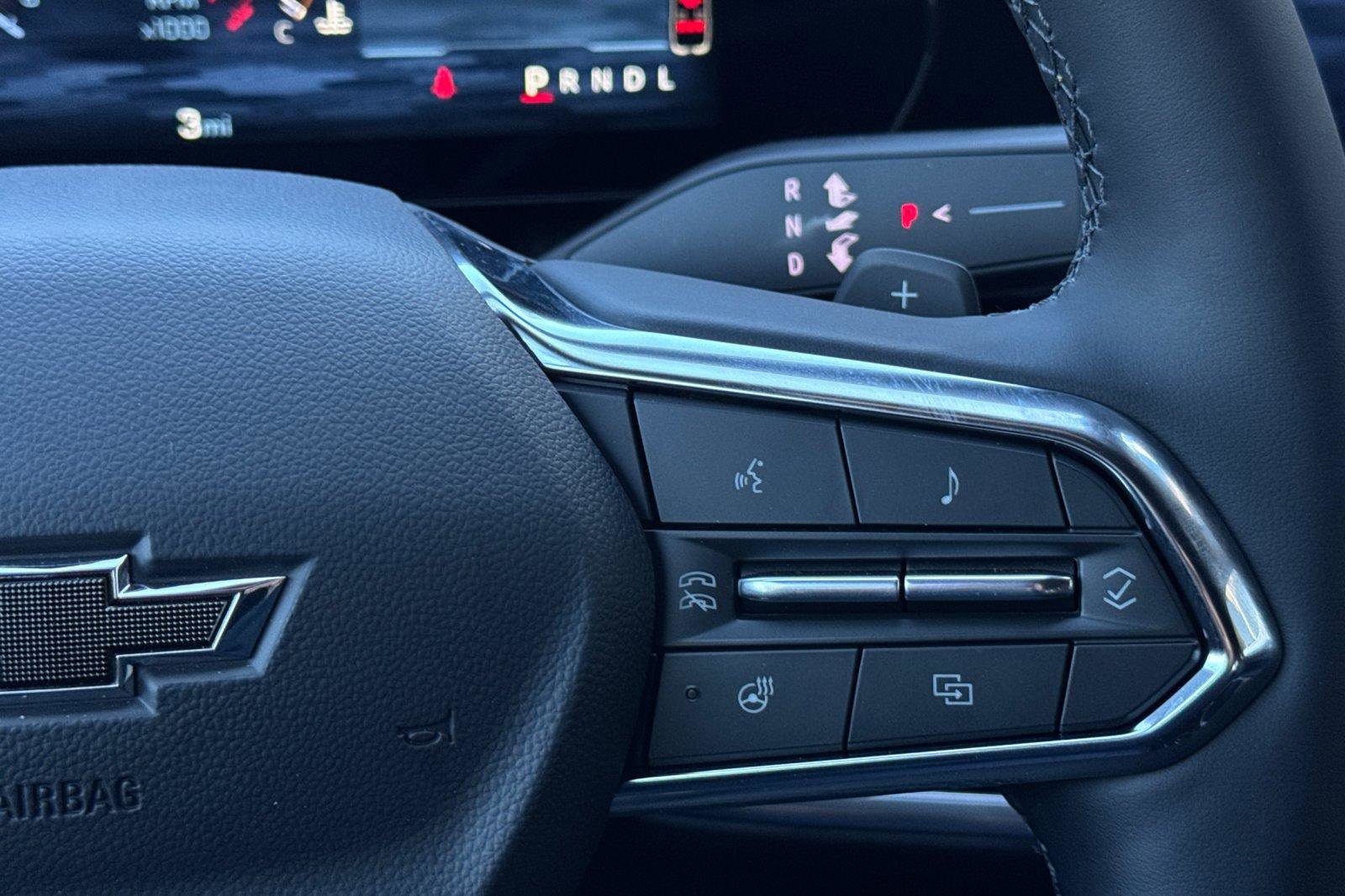 New 2026 Chevrolet Equinox LT FWD image 32