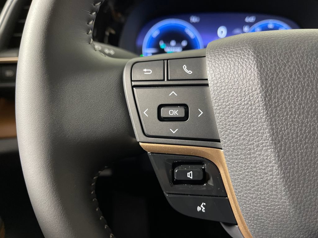 New 2026 Toyota Crown Signia AWD/4WD image 26