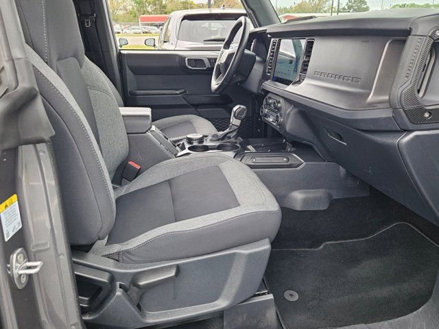 Used 2025 Ford Bronco Big Bend image 32