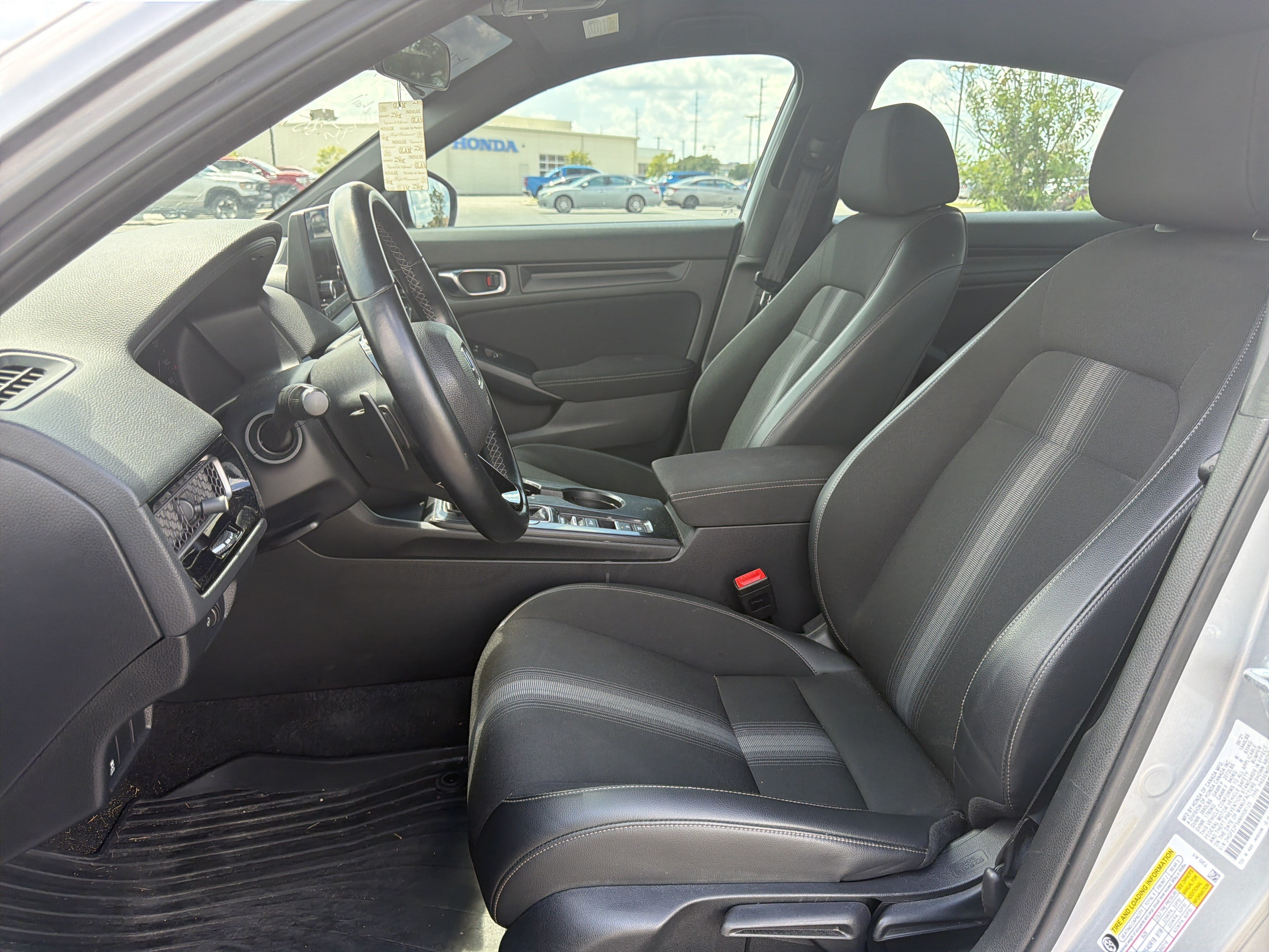 Used 2022 Honda Civic Sport image 9