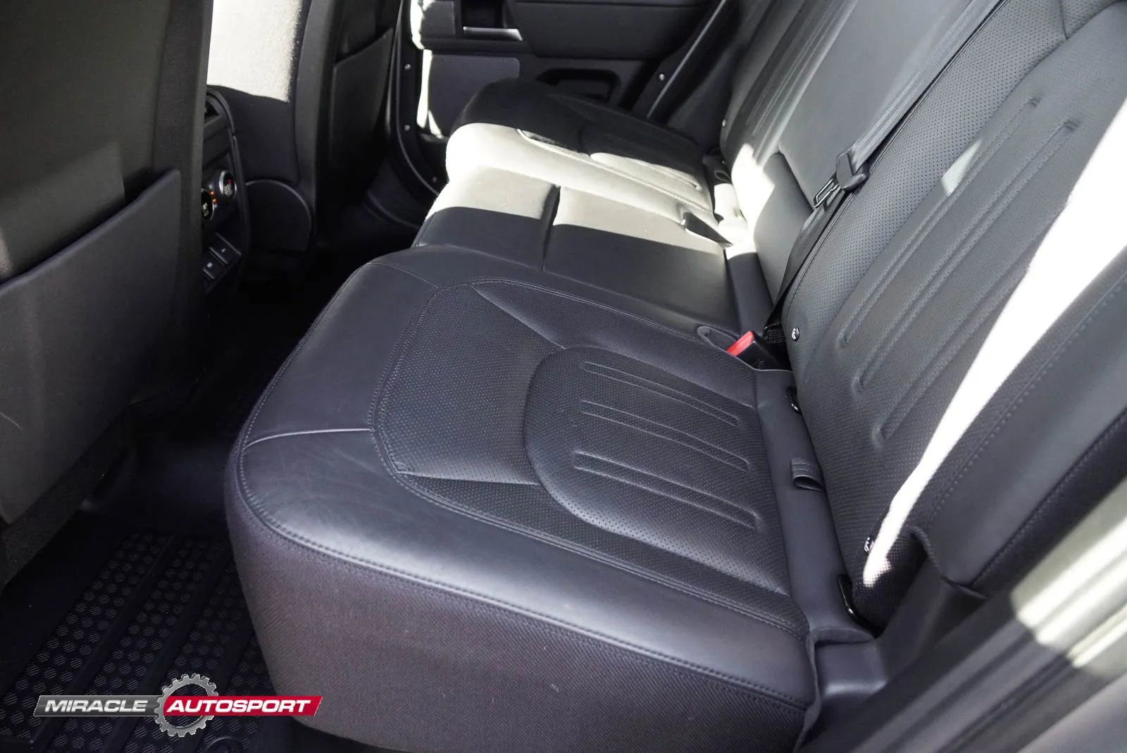 Used 2020 Land Rover Defender 110 X image 20