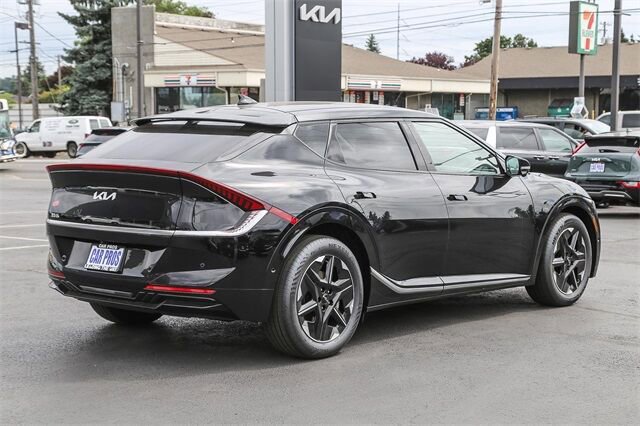 New 2025 Kia EV6 Wind image 8