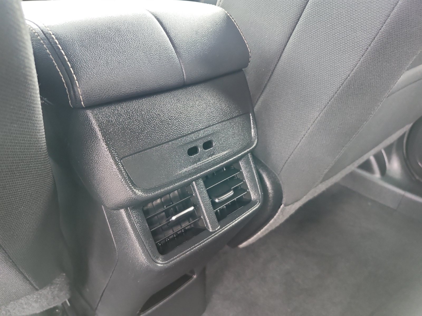 Used 2025 GMC Terrain Elevation AWD/4WD image 16