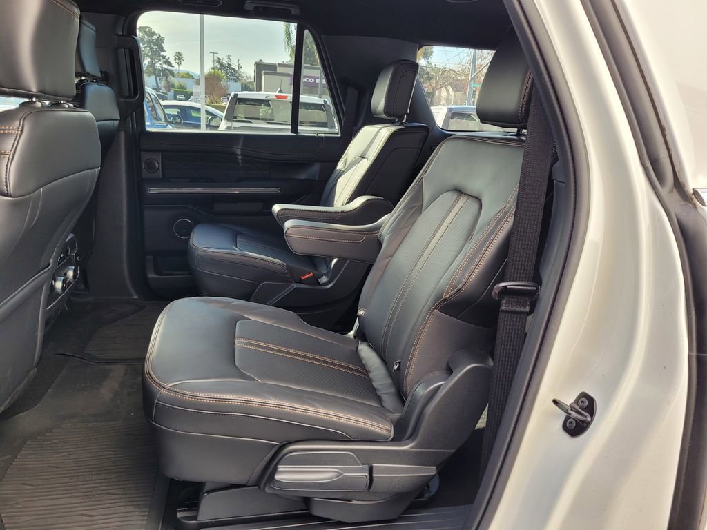 New 2024 Ford Expedition Max Platinum image 38