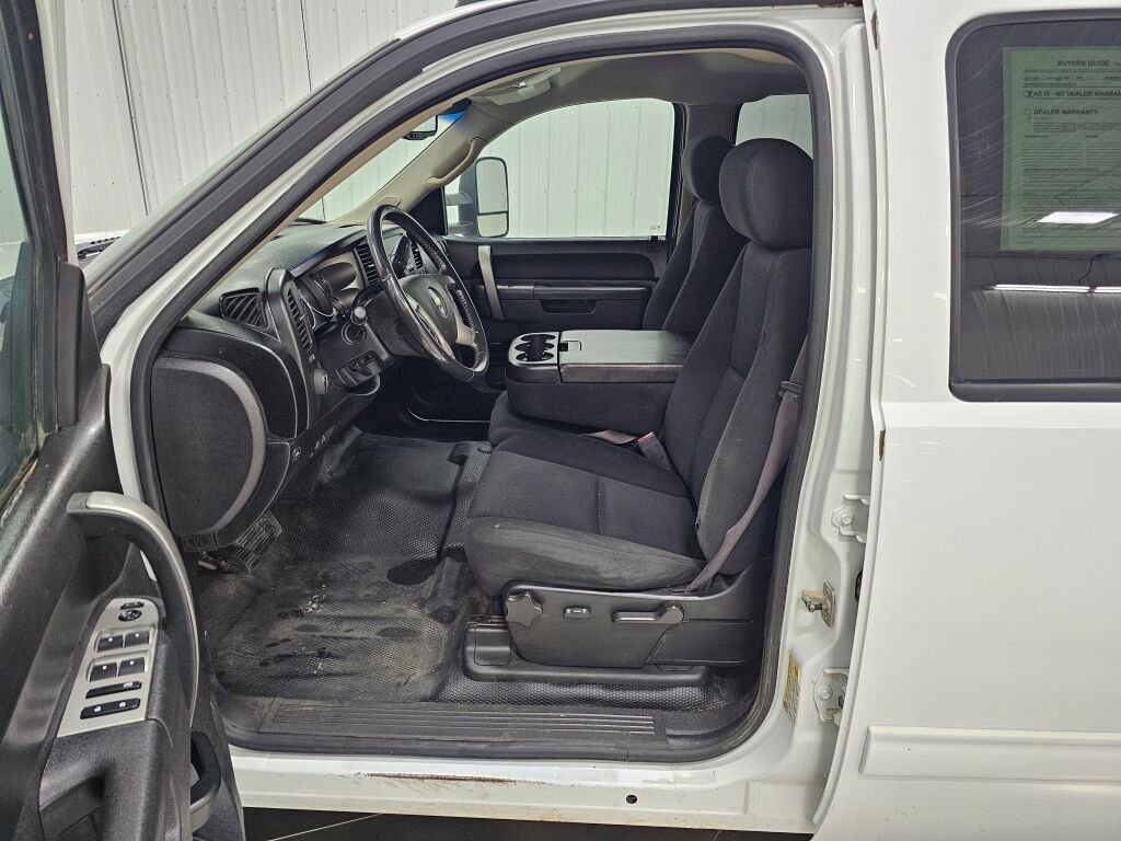 Used 2011 Chevrolet Silverado 1500 LT w/ All-Star Edition image 11