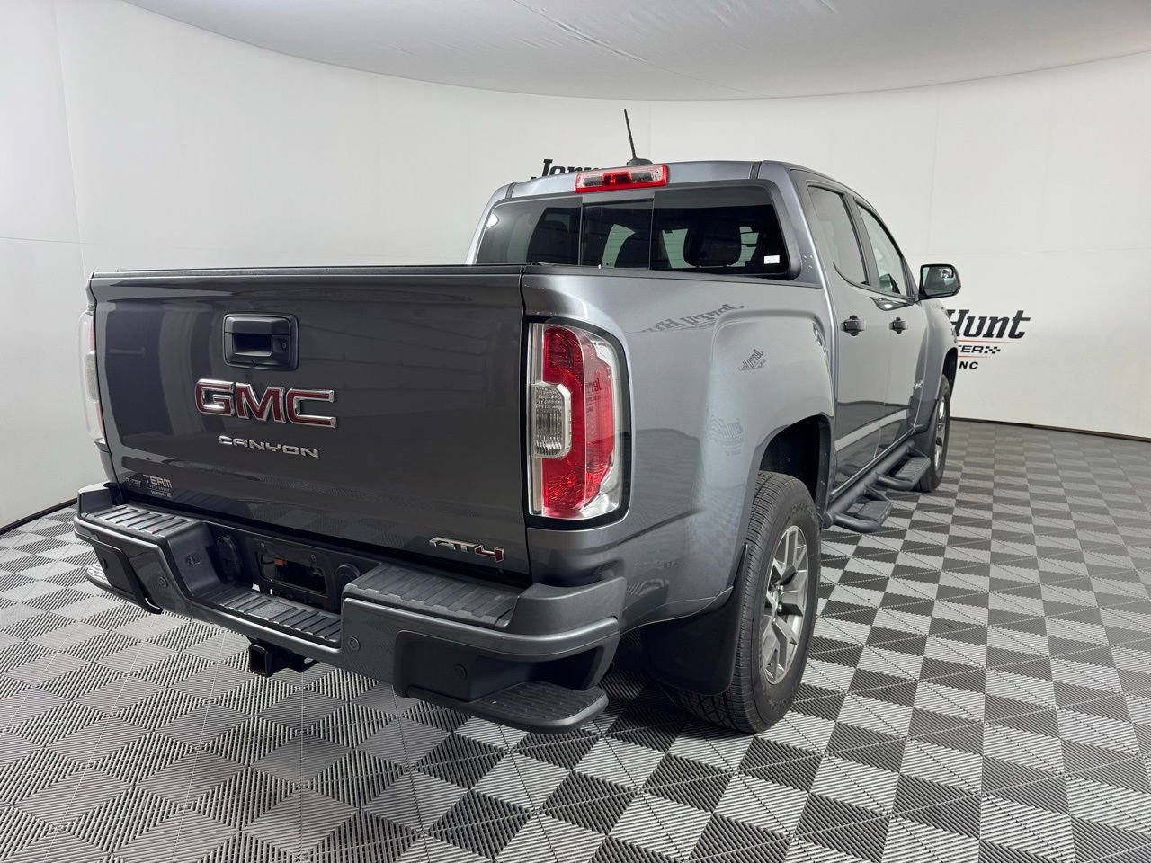 Used 2021 GMC Canyon AT4 w/ Driver Alert Package image 8
