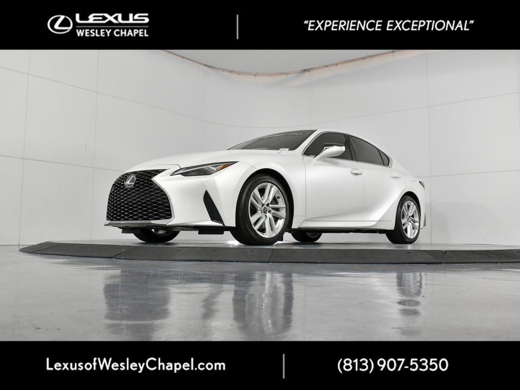 Used 2025 Lexus IS 300 w/ Comfort Package RWD image 13