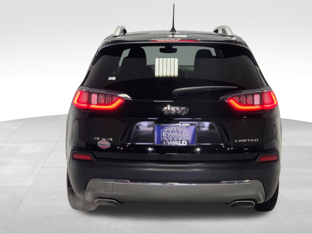 Used 2019 Jeep Cherokee Limited image 19