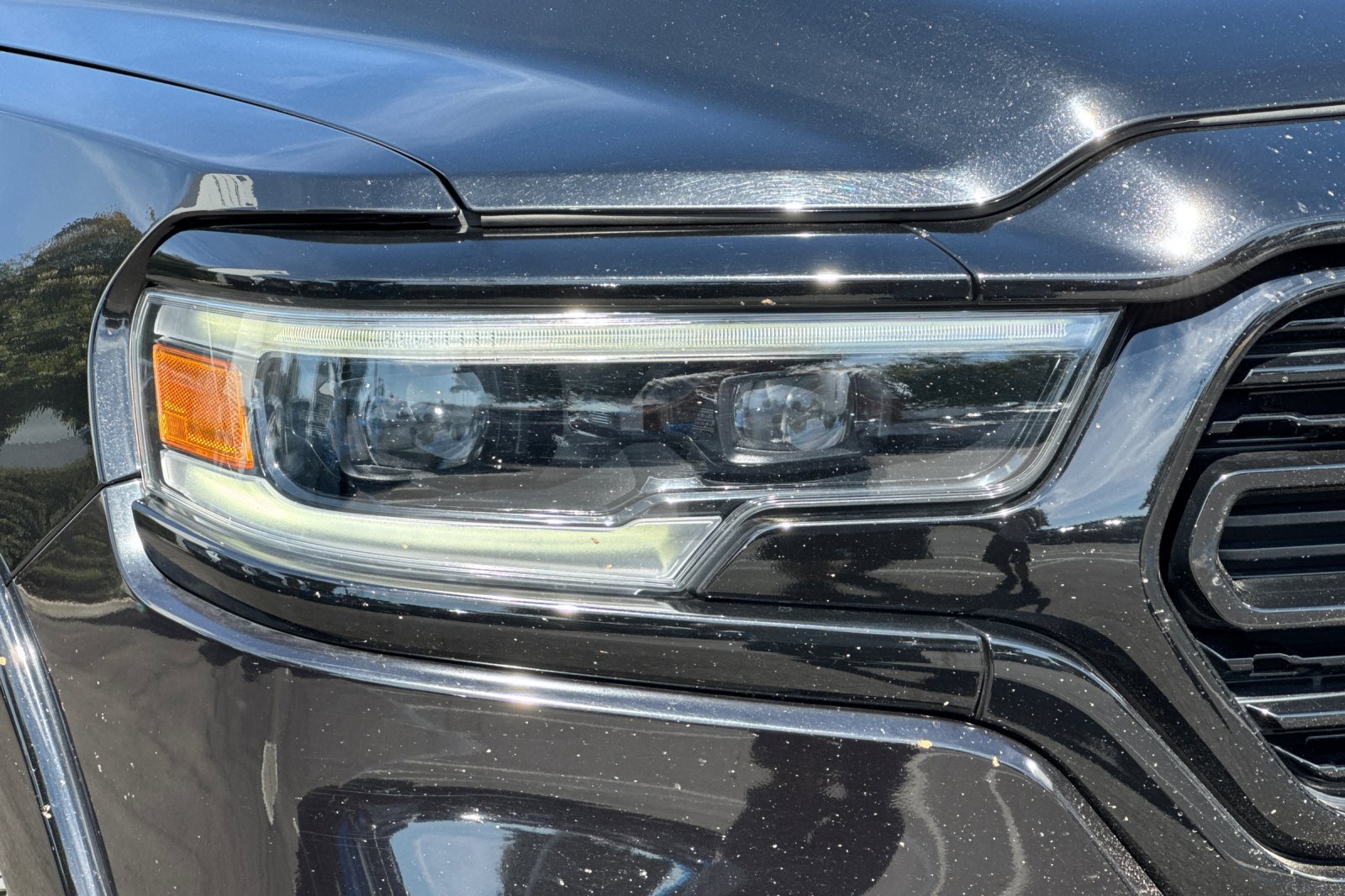 Used 2022 RAM 1500 Limited w/ (RED) Edition AWD/4WD image 41