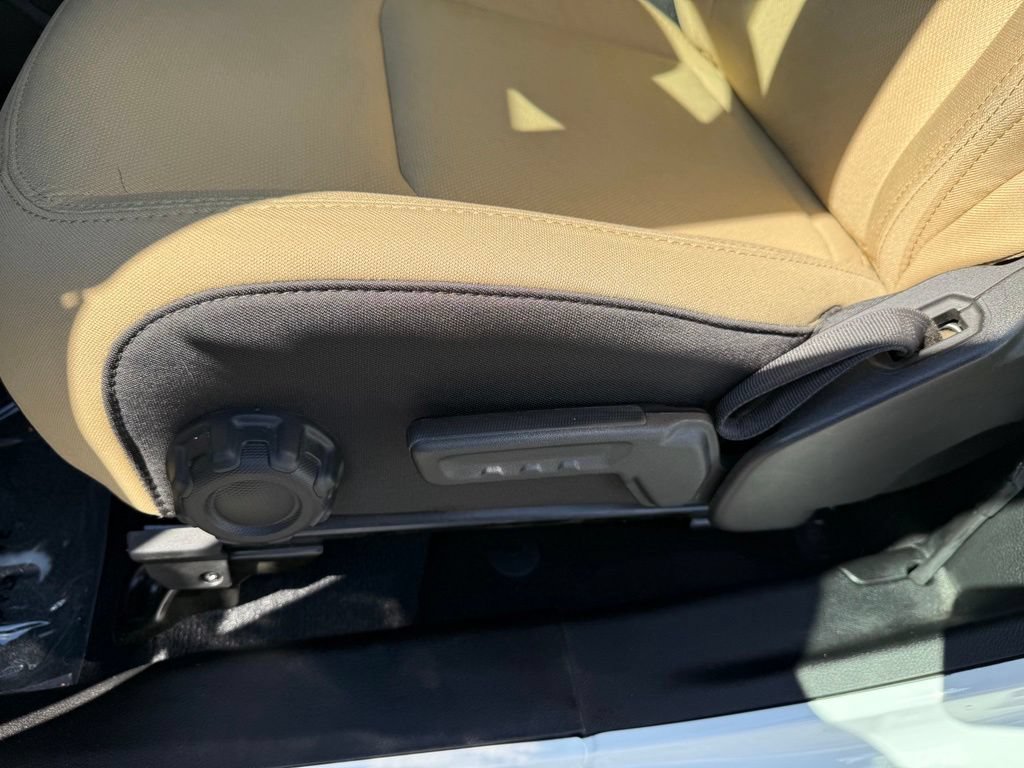 Used 2023 Jeep Wrangler Sport AWD/4WD image 16