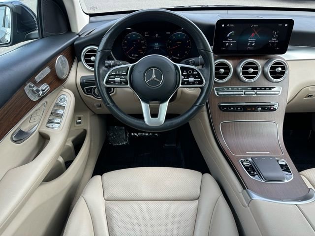 Used 2021 Mercedes-Benz GLC 300 4MATIC image 11