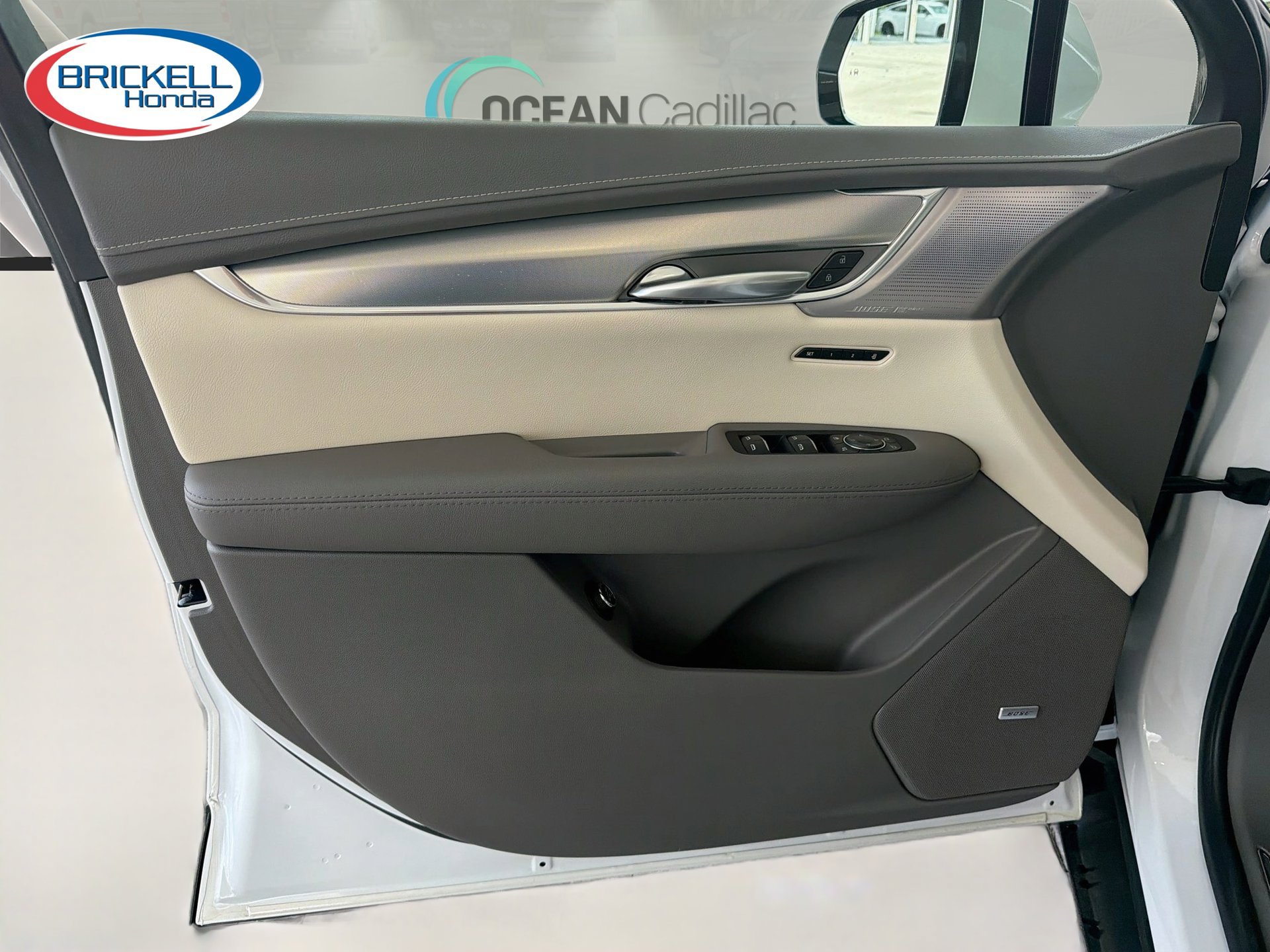Used 2023 Cadillac XT5 Premium Luxury FWD image 22