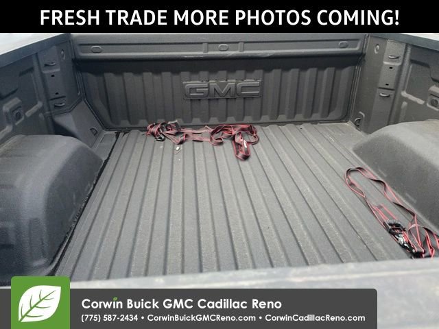 Used 2025 GMC Sierra 1500 AT4 w/ AT4 Premium Package image 9