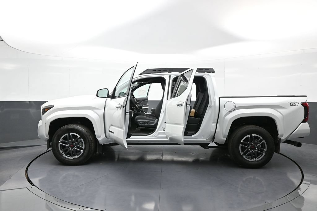 New 2024 Toyota Tacoma TRD Sport w/ TRD Sport Upgrade Package AWD/4WD image 40