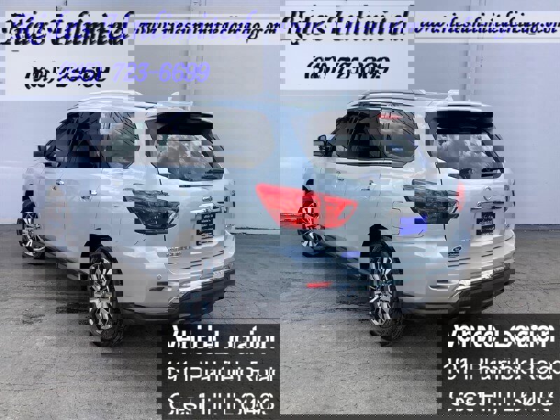 Used 2019 Nissan Pathfinder SL image 4