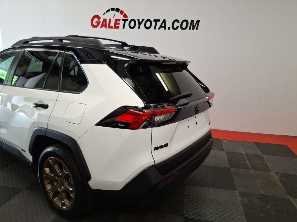 Used 2024 Toyota RAV4 AWD Hybrid w/ Weather Package image 7