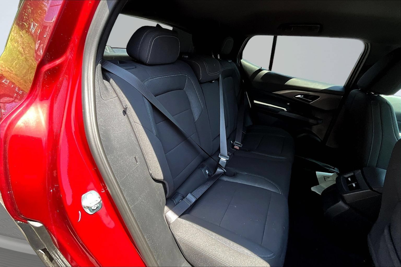Used 2026 Chevrolet Equinox EV LT FWD image 24