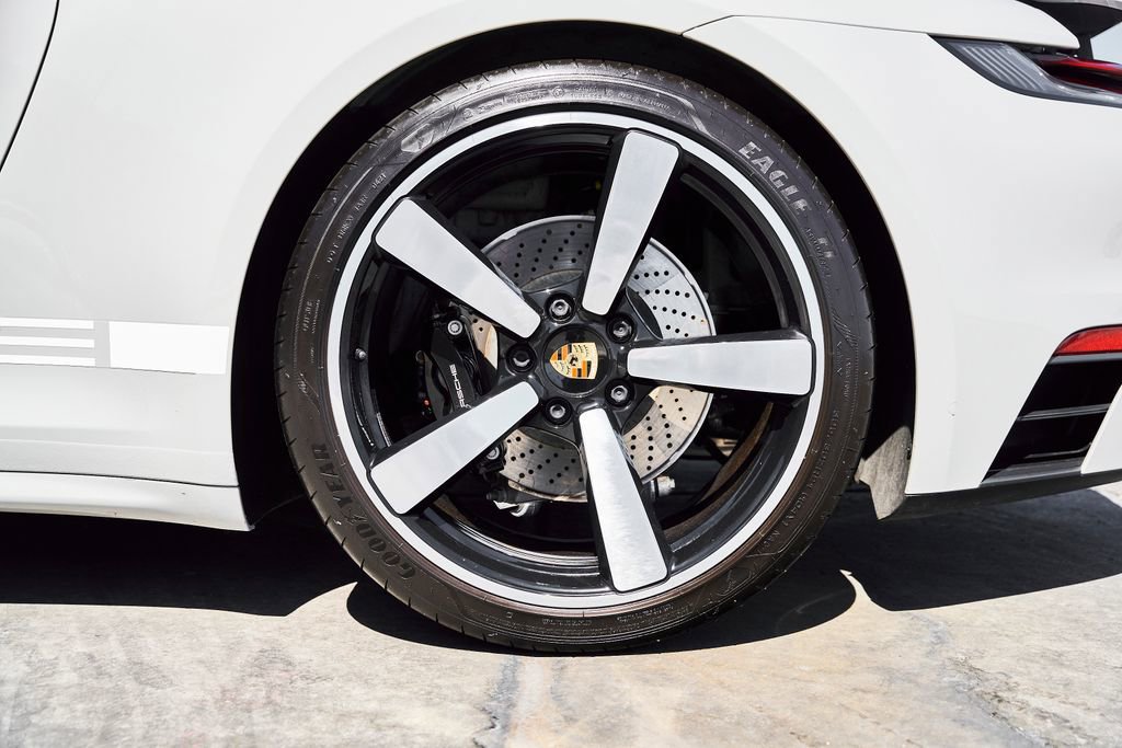 Used 2021 Porsche 911 Targa 4S image 23