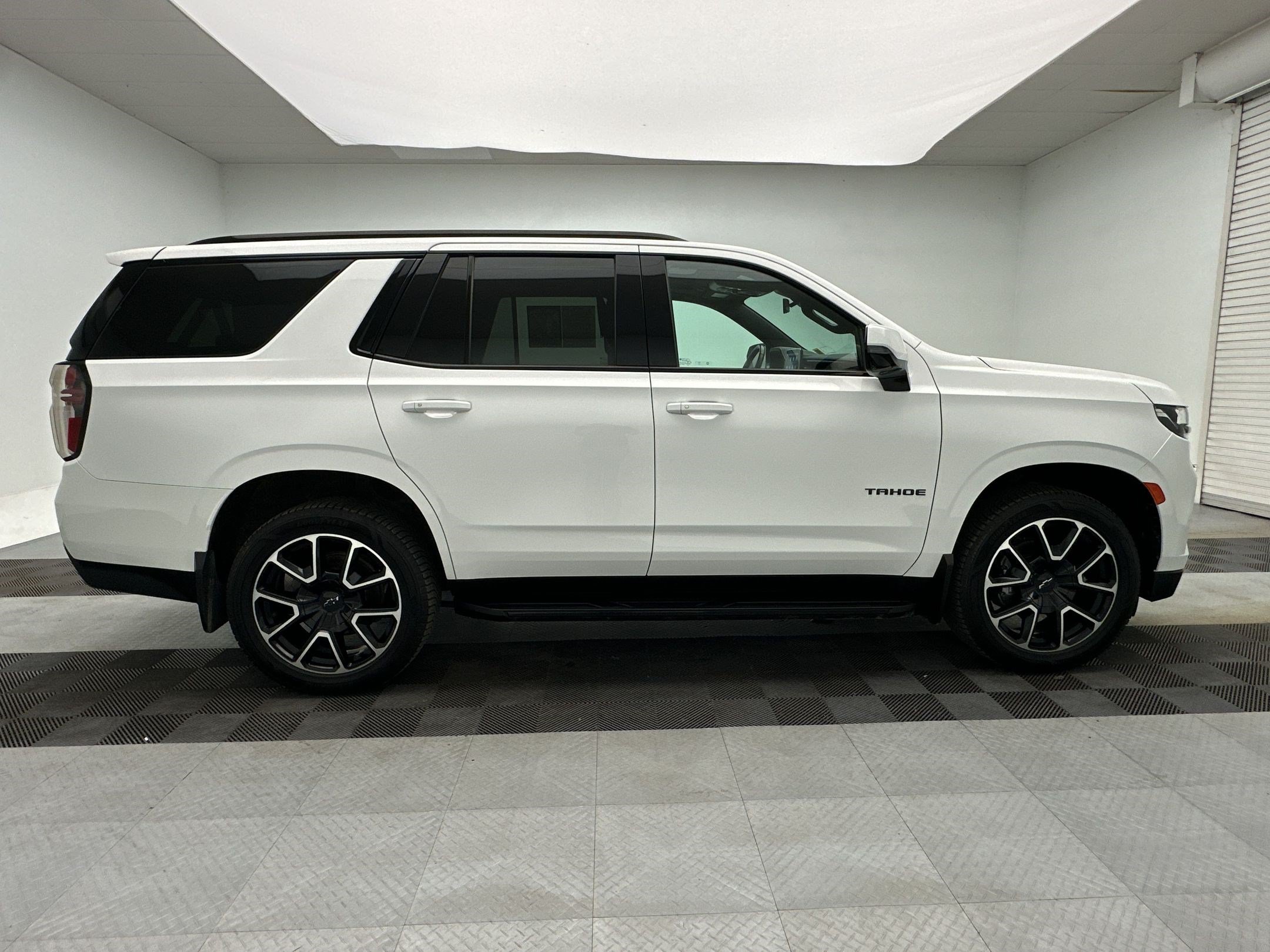 Certified 2021 Chevrolet Tahoe RST w/ Luxury Package AWD/4WD image 8