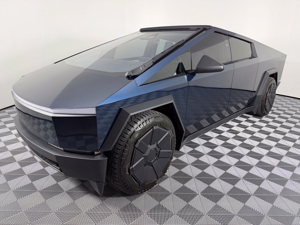Used 2024 Tesla Cybertruck Cyberbeast AWD/4WD image 8