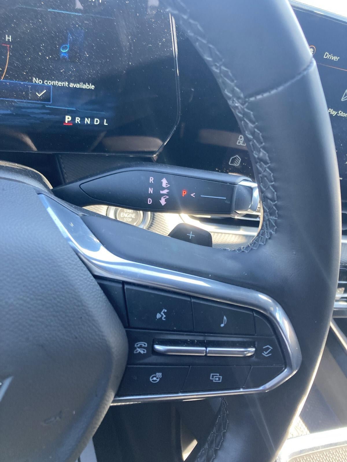 Used 2025 Chevrolet Equinox LT FWD image 19