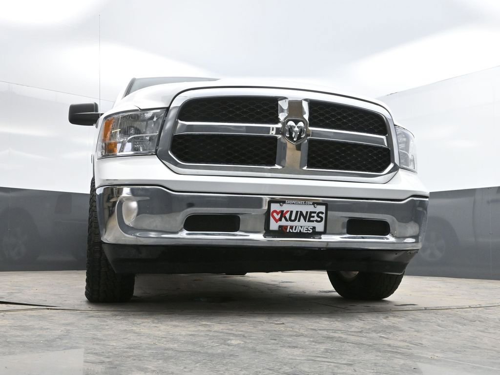 Used 2023 RAM 1500 Classic SLT image 29