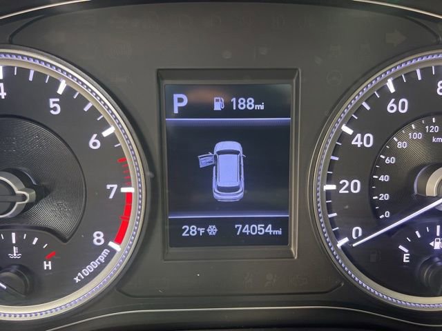 Used 2019 Hyundai Santa Fe SE image 12