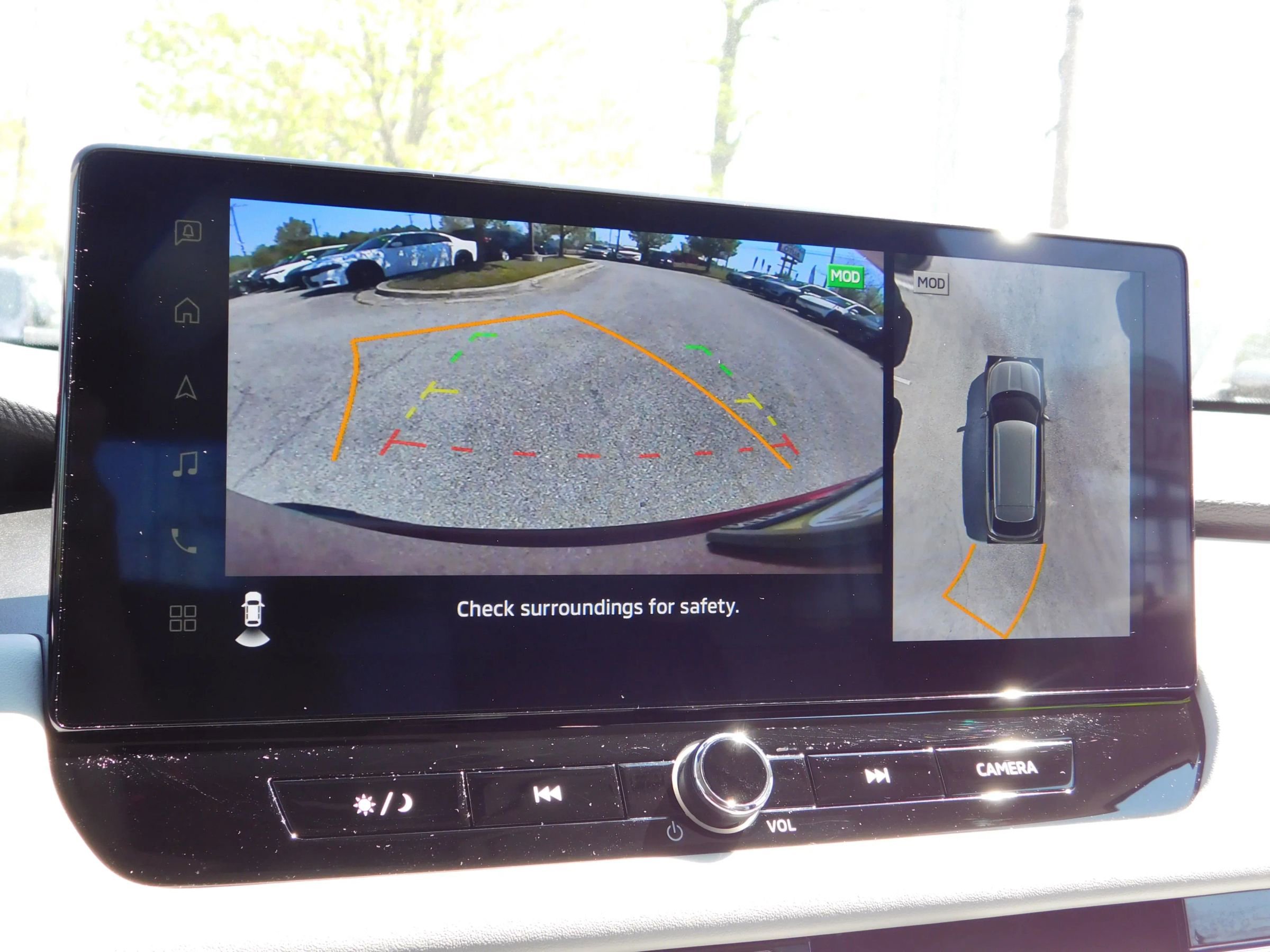 Used 2025 Mitsubishi Outlander SE image 20