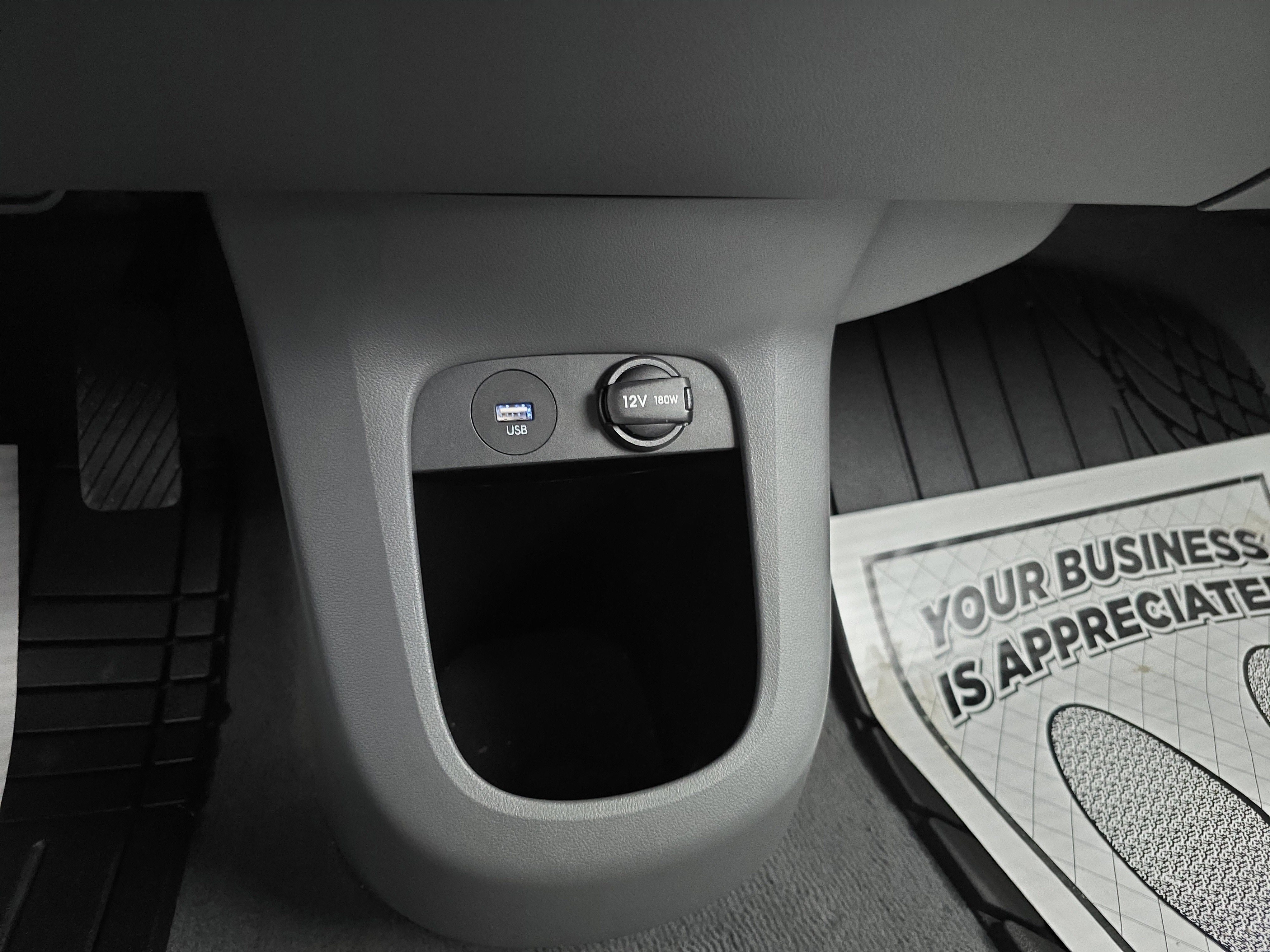 Used 2022 Hyundai Ioniq 5 SE w/ Cargo Package image 35