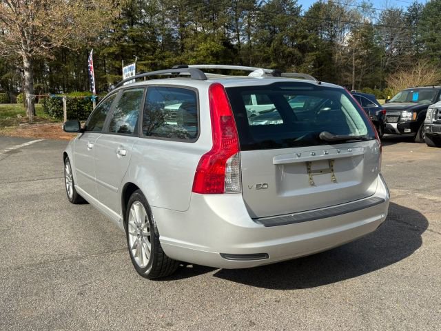 Used 2010 Volvo V50 2.4i image 3