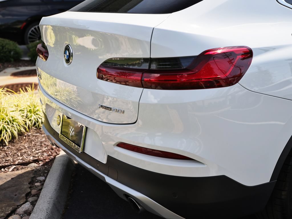 Used 2020 BMW X4 xDrive30i w/ Premium Package AWD/4WD image 9