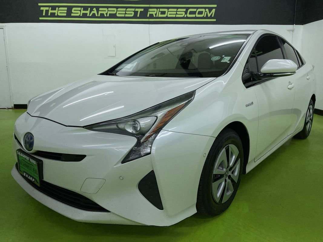 Used 2017 Toyota Prius Four image 5