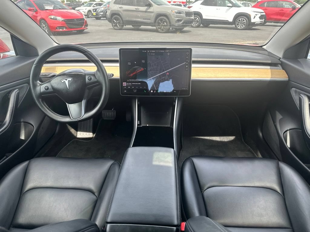 Used 2018 Tesla Model 3 Long Range RWD image 18