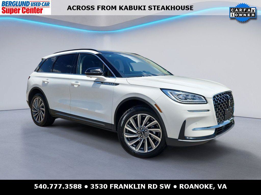 Used 2026 Lincoln Corsair Reserve w/ Towing Package AWD/4WD image 1